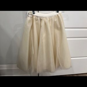 Midi cream tulle skirt